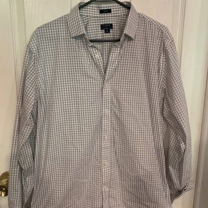 Men’s collared shirt
